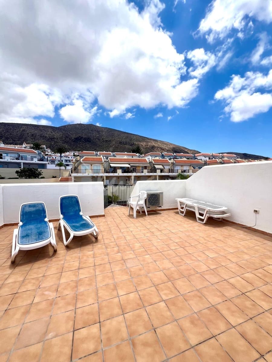 1 slaapkamer Appartement te koop in Los Cristianos met zwembad - € 315.000 (Ref: 9590433)