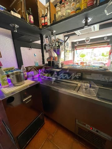 Virksomhed til salg i Playa de las Americas, Arona - € 475.000 (Ref: 9590434)