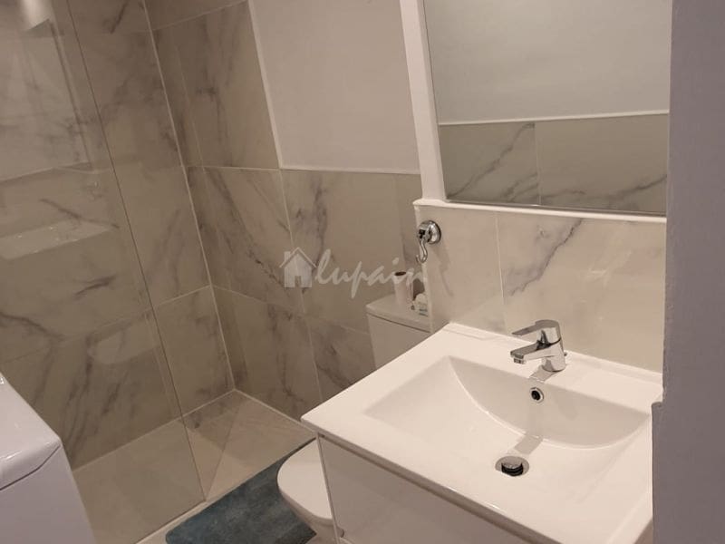 Studio till salu i Playa de las Americas med pool - 199 000 € (Ref: 9590437)