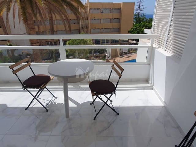Studio for sale in Playa de las Americas, Arona with pool - € 199,000 (Ref: 9590437)