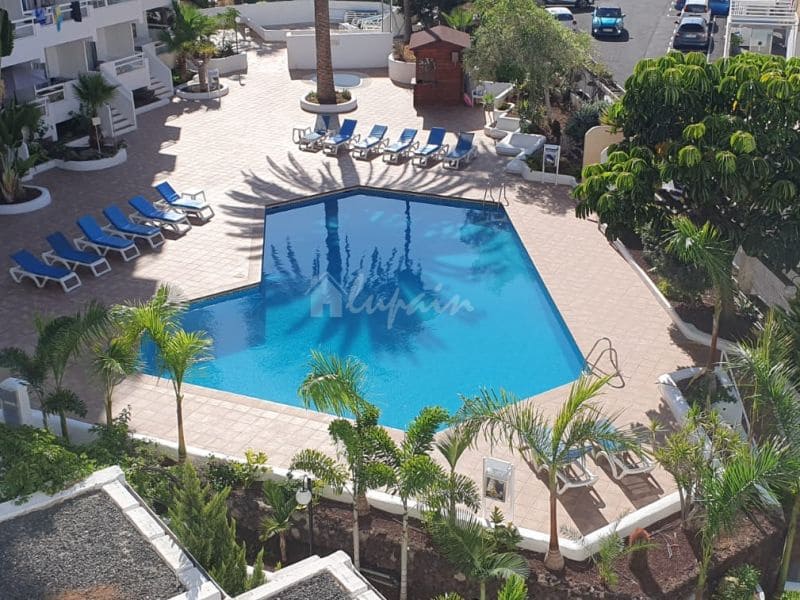 Studio till salu i Playa de las Americas med pool - 199 000 € (Ref: 9590437)