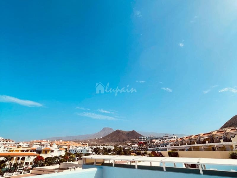 1 camera da letto Attico in vendita in Los Cristianos con piscina - 295.000 € (Rif: 9598172)