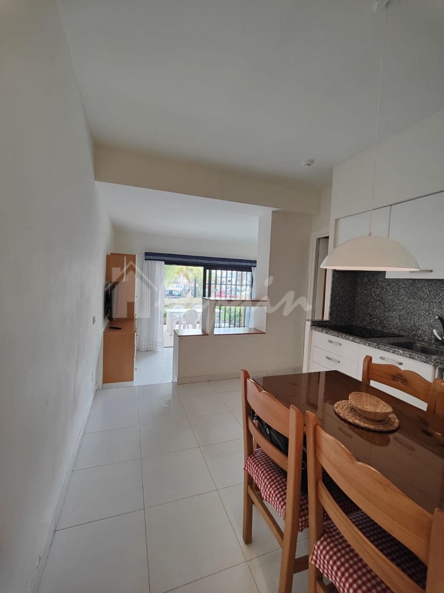 1 Zimmer Apartment zu verkaufen in Los Cristianos mit Pool - 250.000 € (Ref: 9603569)