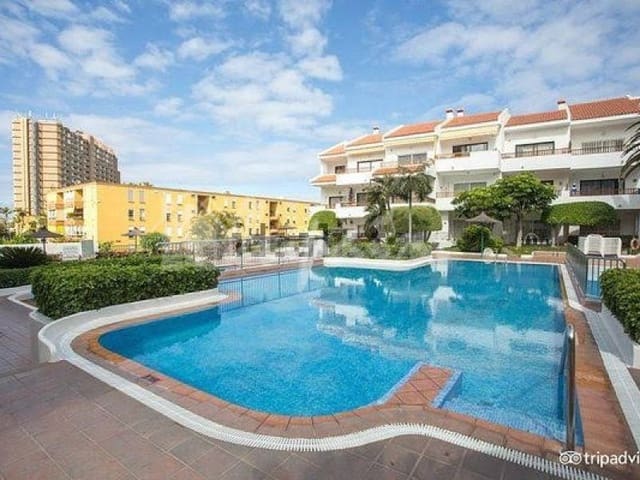 1 Zimmer Apartment zu verkaufen in Los Cristianos, Arona mit Pool - 250.000 € (Ref: 9603569)