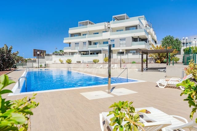 2 bedroom Penthouse for sale in La Tejita, Granadilla de Abona with pool - € 500,000 (Ref: 9626502)