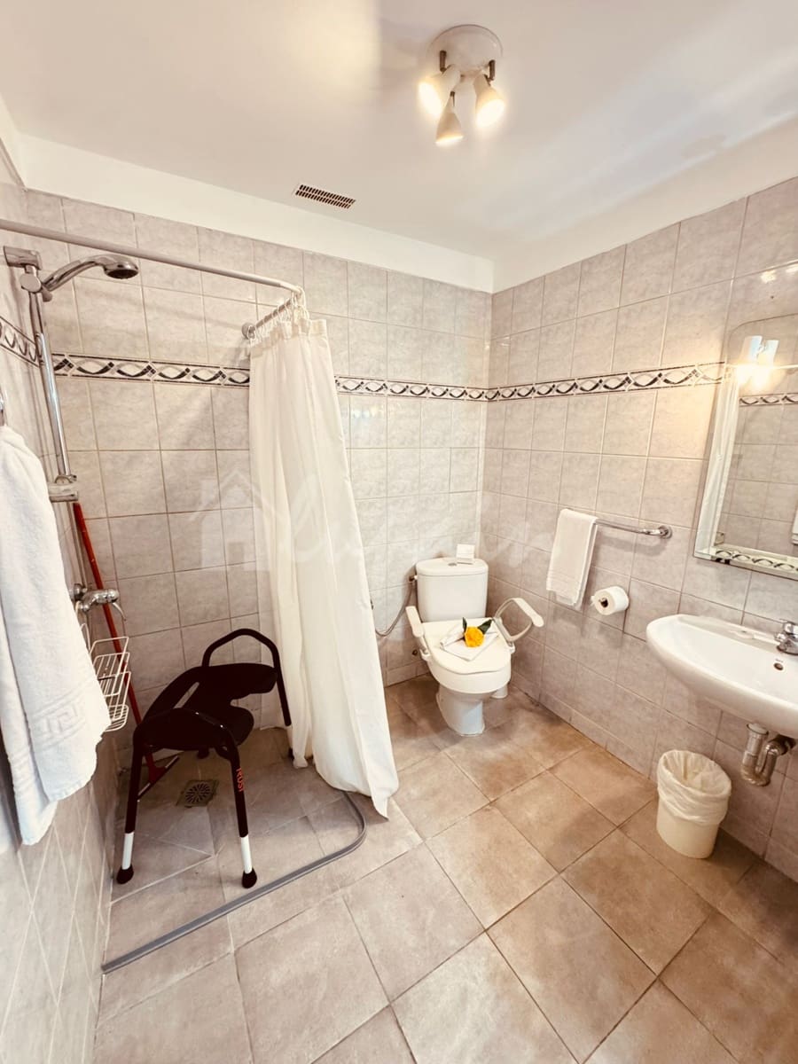 Studio til salgs i Los Cristianos med svømmebasseng - € 249 500 (Ref: 9632648)