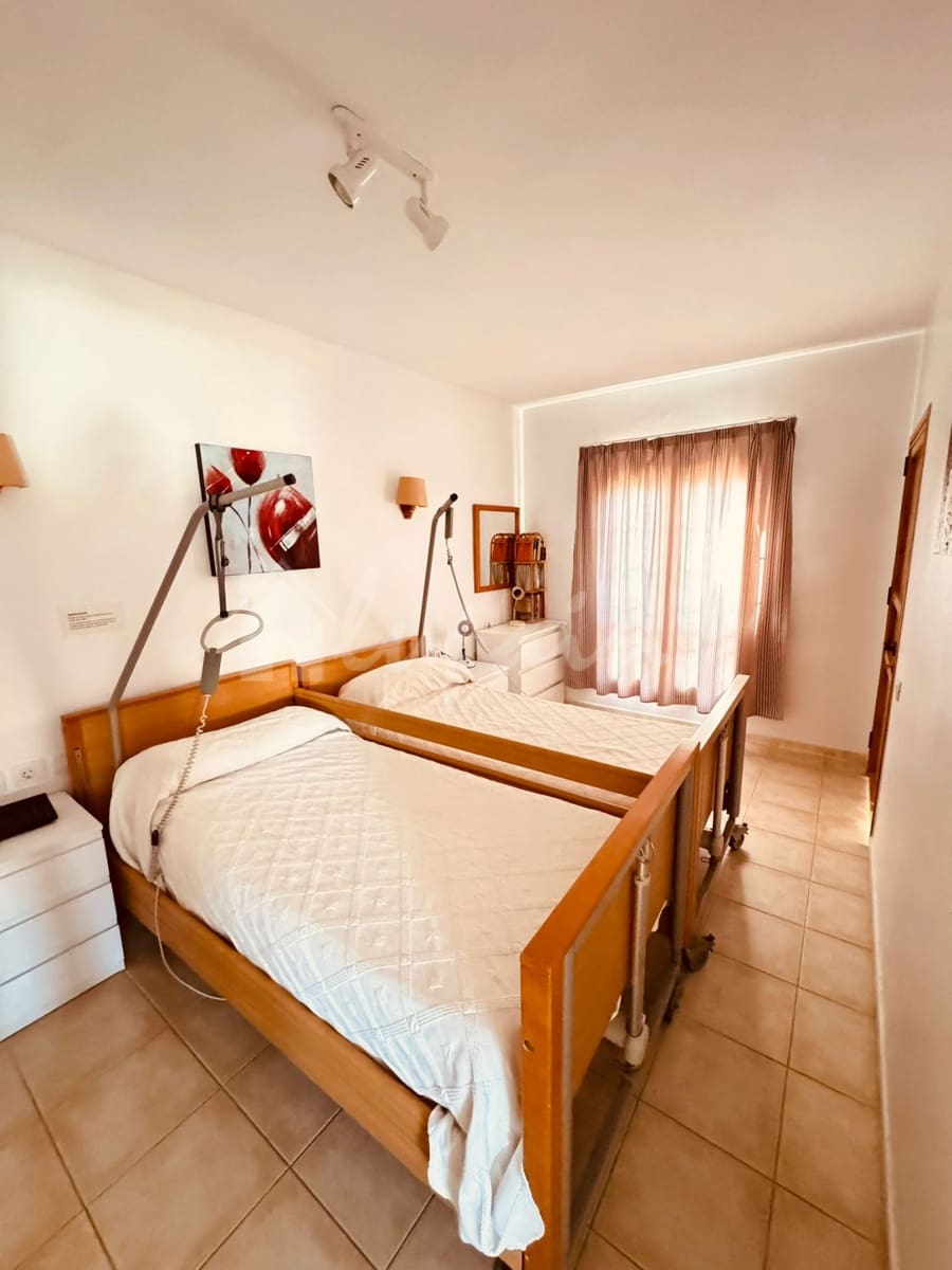 1 chambre Appartement à vendre à Los Cristianos avec piscine - 310 000 € (Ref: 9632649)