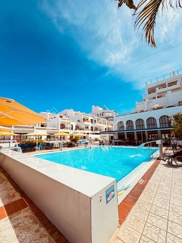 1 chambre Appartement à vendre à Los Cristianos, Arona avec piscine - 310 000 € (Ref: 9632649)