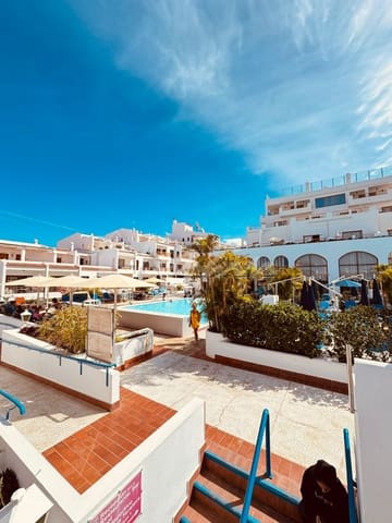 1 chambre Appartement à vendre à Los Cristianos, Arona avec piscine - 310 000 € (Ref: 9632649)