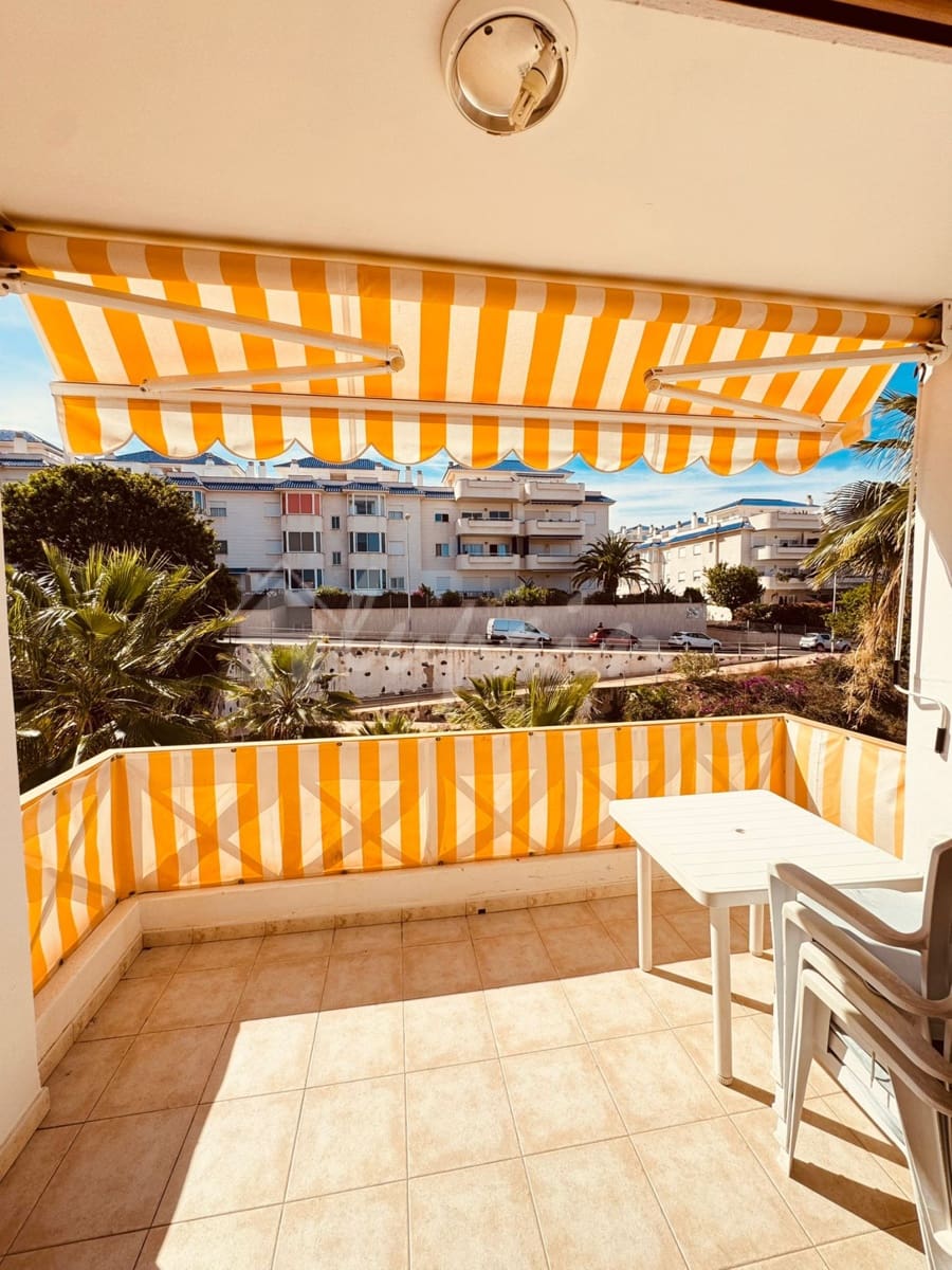 1 chambre Appartement à vendre à Los Cristianos avec piscine - 310 000 € (Ref: 9632649)