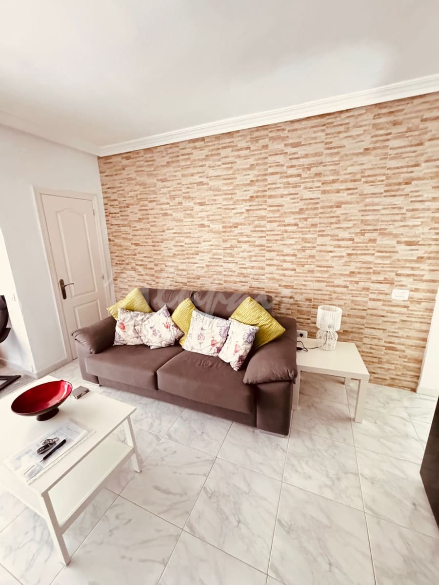 2 makuuhuone Bungalow myytävänä paikassa Golf del Sur mukana uima-altaan - 250 000 € (Ref: 9672278)