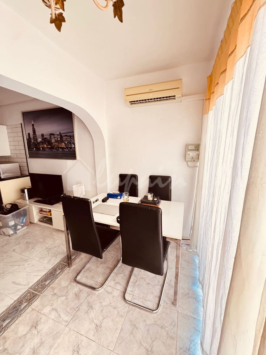 2 makuuhuone Bungalow myytävänä paikassa Golf del Sur mukana uima-altaan - 250 000 € (Ref: 9672278)