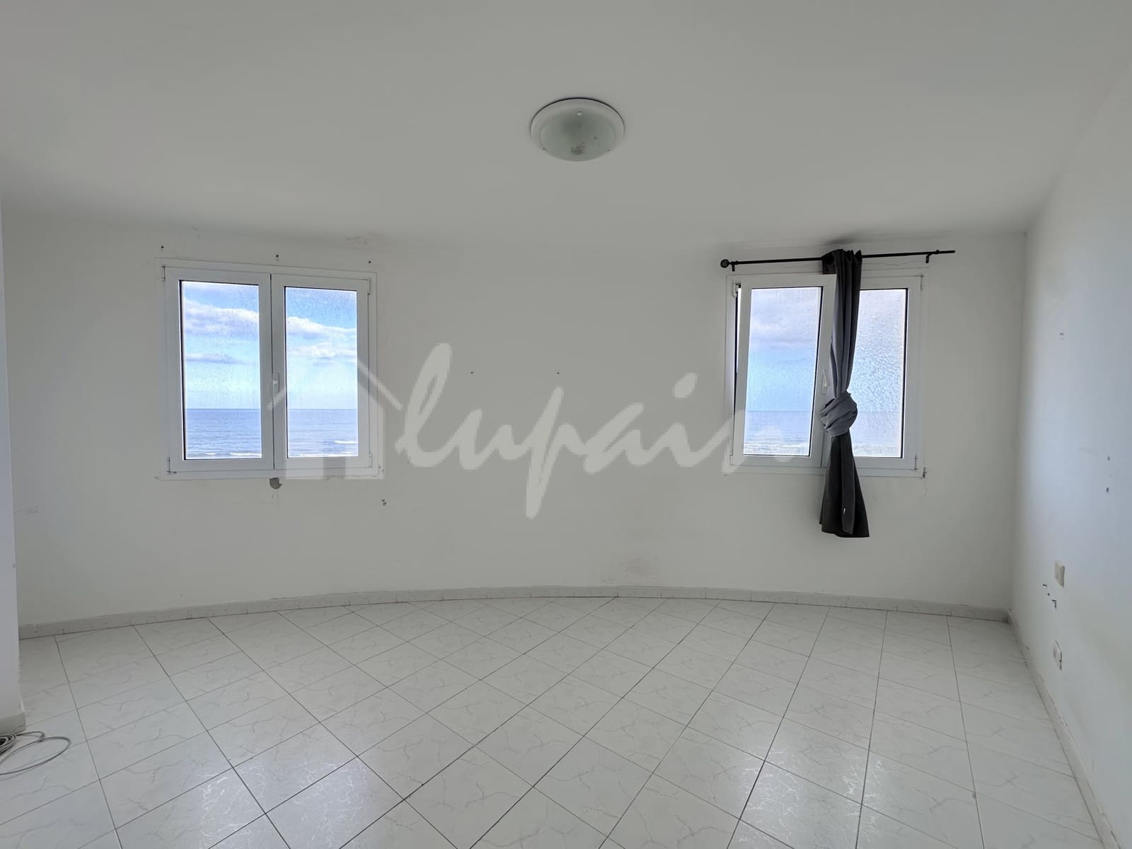 3 soveværelse Penthouse til salg i El Medano - € 375.000 (Ref: 9697745)