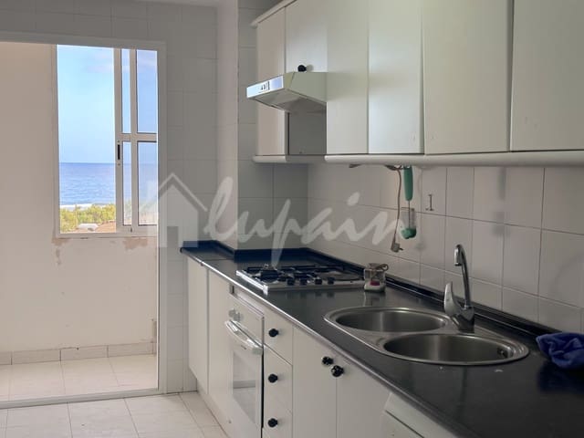 Ático de 3 habitaciones en El Medano, Granadilla de Abona en venta - 375.000 € (Ref: 9697745)