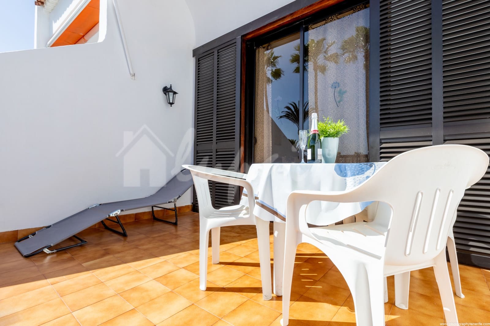 2 makuuhuone Kattohuoneisto myytävänä paikassa Playa de las Americas mukana uima-altaan - 599 000 € (Ref: 9697747)