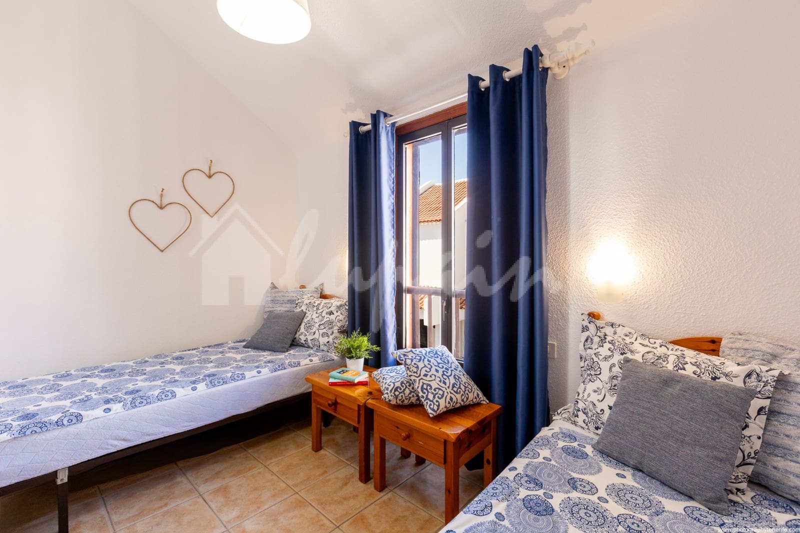 2 makuuhuone Kattohuoneisto myytävänä paikassa Playa de las Americas mukana uima-altaan - 599 000 € (Ref: 9697747)