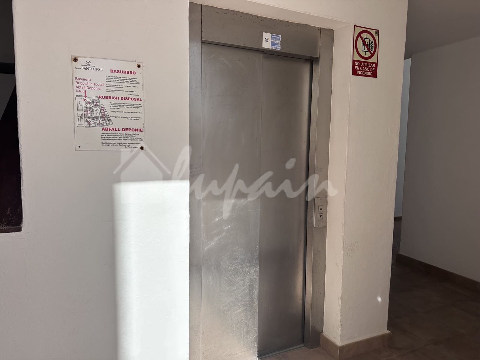 2 makuuhuone Kattohuoneisto myytävänä paikassa Playa de las Americas mukana uima-altaan - 599 000 € (Ref: 9697747)