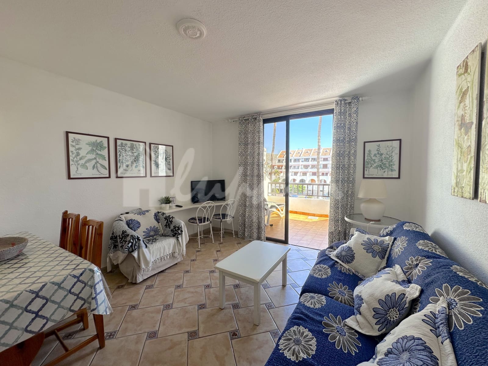 2 makuuhuone Kattohuoneisto myytävänä paikassa Playa de las Americas mukana uima-altaan - 599 000 € (Ref: 9697747)