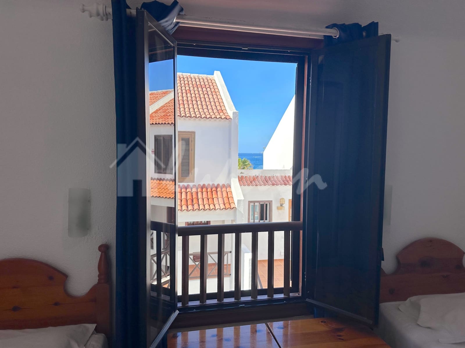 2 makuuhuone Kattohuoneisto myytävänä paikassa Playa de las Americas mukana uima-altaan - 599 000 € (Ref: 9697747)