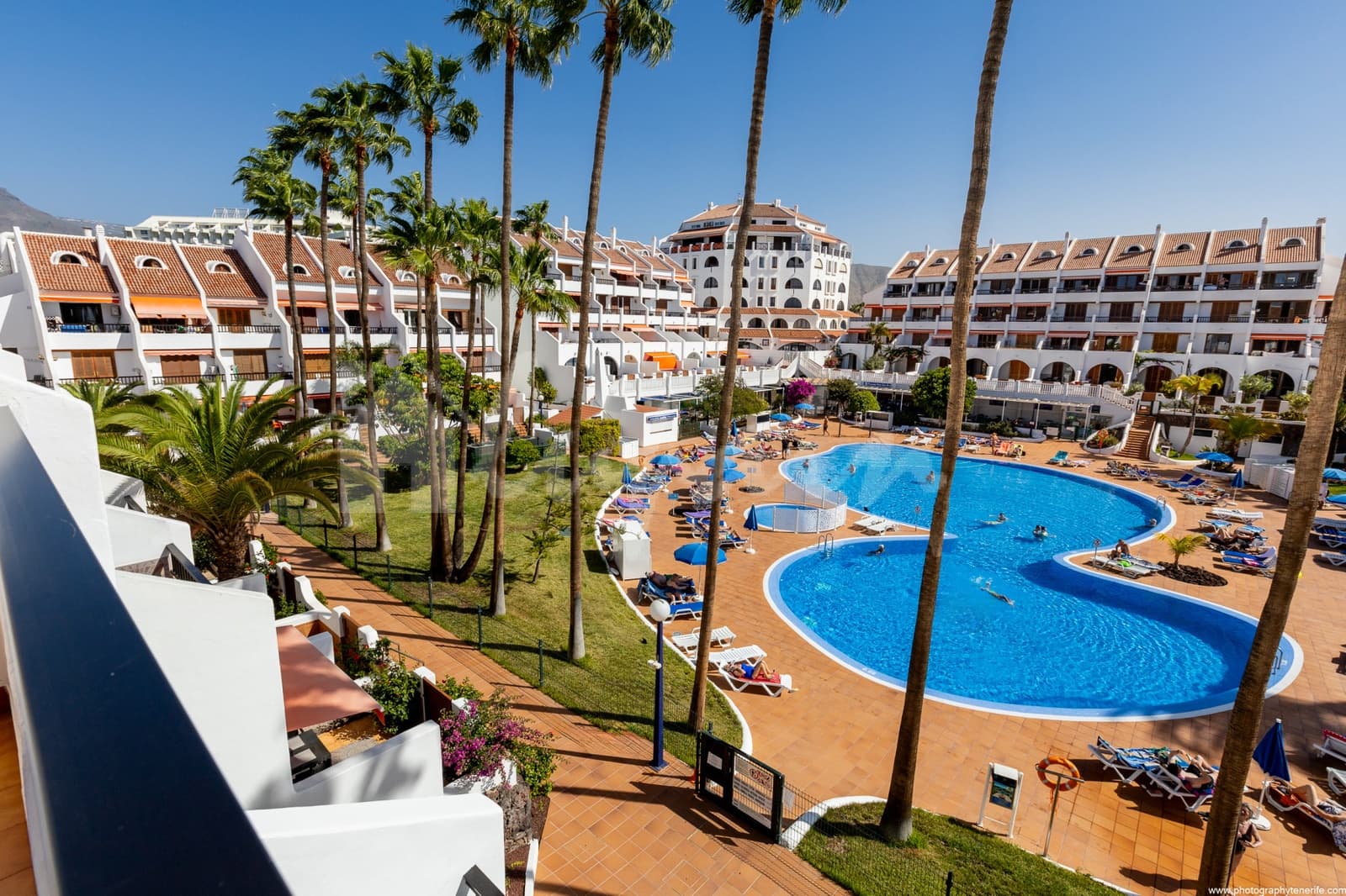 2 makuuhuone Kattohuoneisto myytävänä paikassa Playa de las Americas mukana uima-altaan - 599 000 € (Ref: 9697747)