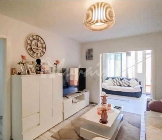 2 sypialnia Apartament na sprzedaż w Los Cristianos, Arona z basenem - 365 000 € (Ref: 9700066)