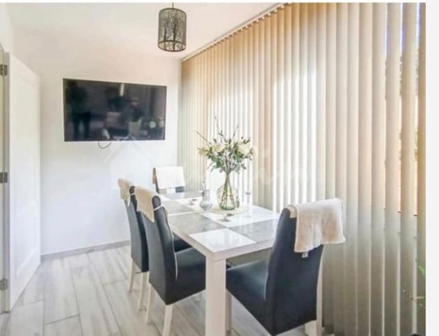 2 sypialnia Apartament na sprzedaż w Los Cristianos, Arona z basenem - 365 000 € (Ref: 9700066)