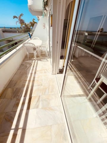 1 soveværelse Lejlighed til salg i Playa del Duque, Adeje med swimmingpool - € 440.000 (Ref: 9724958)