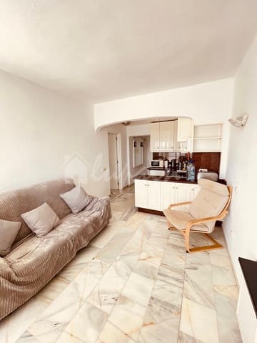 1 soveværelse Lejlighed til salg i Playa del Duque, Adeje med swimmingpool - € 440.000 (Ref: 9724958)