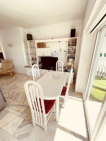 1 soveværelse Lejlighed til salg i Playa del Duque, Adeje med swimmingpool - € 440.000 (Ref: 9724958)