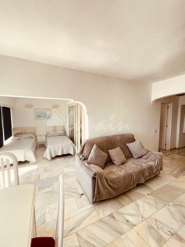 1 soveværelse Lejlighed til salg i Playa del Duque, Adeje med swimmingpool - € 440.000 (Ref: 9724958)