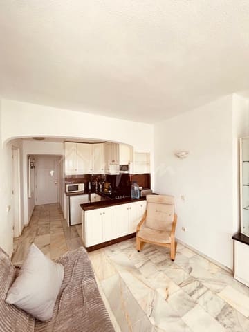 1 soveværelse Lejlighed til salg i Playa del Duque, Adeje med swimmingpool - € 440.000 (Ref: 9724958)