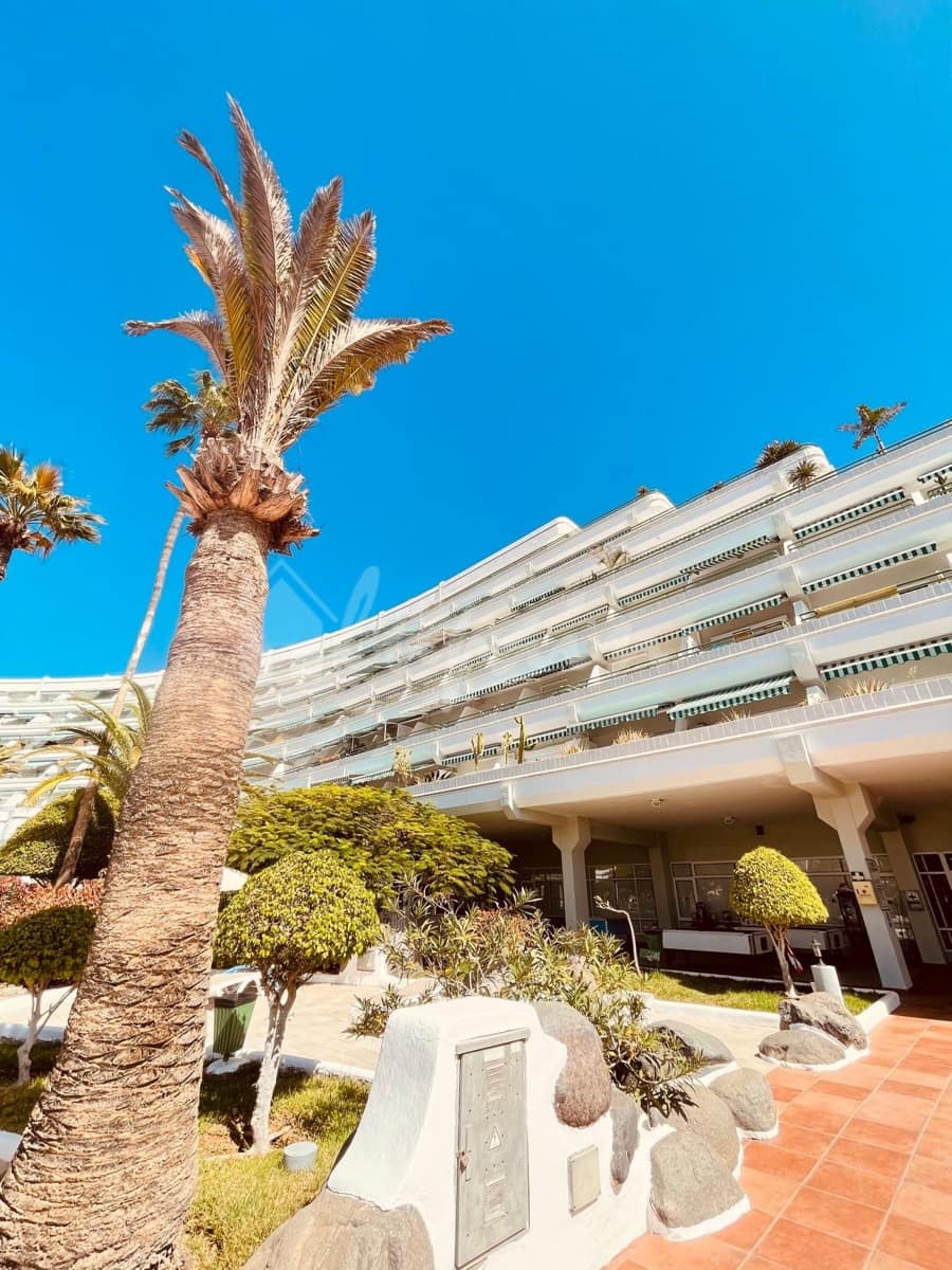 1 soveværelse Lejlighed til salg i Playa del Duque med swimmingpool - € 440.000 (Ref: 9724958)