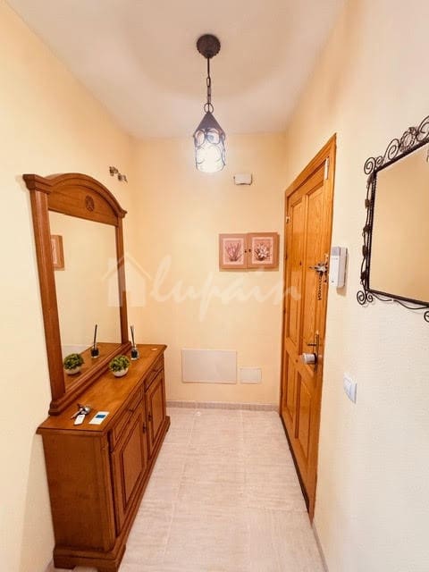 3 bedroom Penthouse for sale in San Miguel de Abona with garage - € 298,000 (Ref: 9777225)