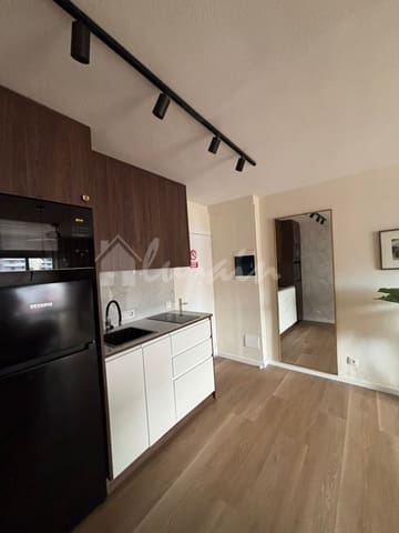 1 chambre Appartement à vendre à Playa de las Americas, Arona avec piscine - 299 000 € (Ref: 9789737)