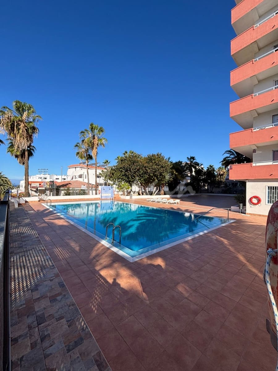 1 chambre Appartement à vendre à Playa de las Americas avec piscine - 299 000 € (Ref: 9789737)
