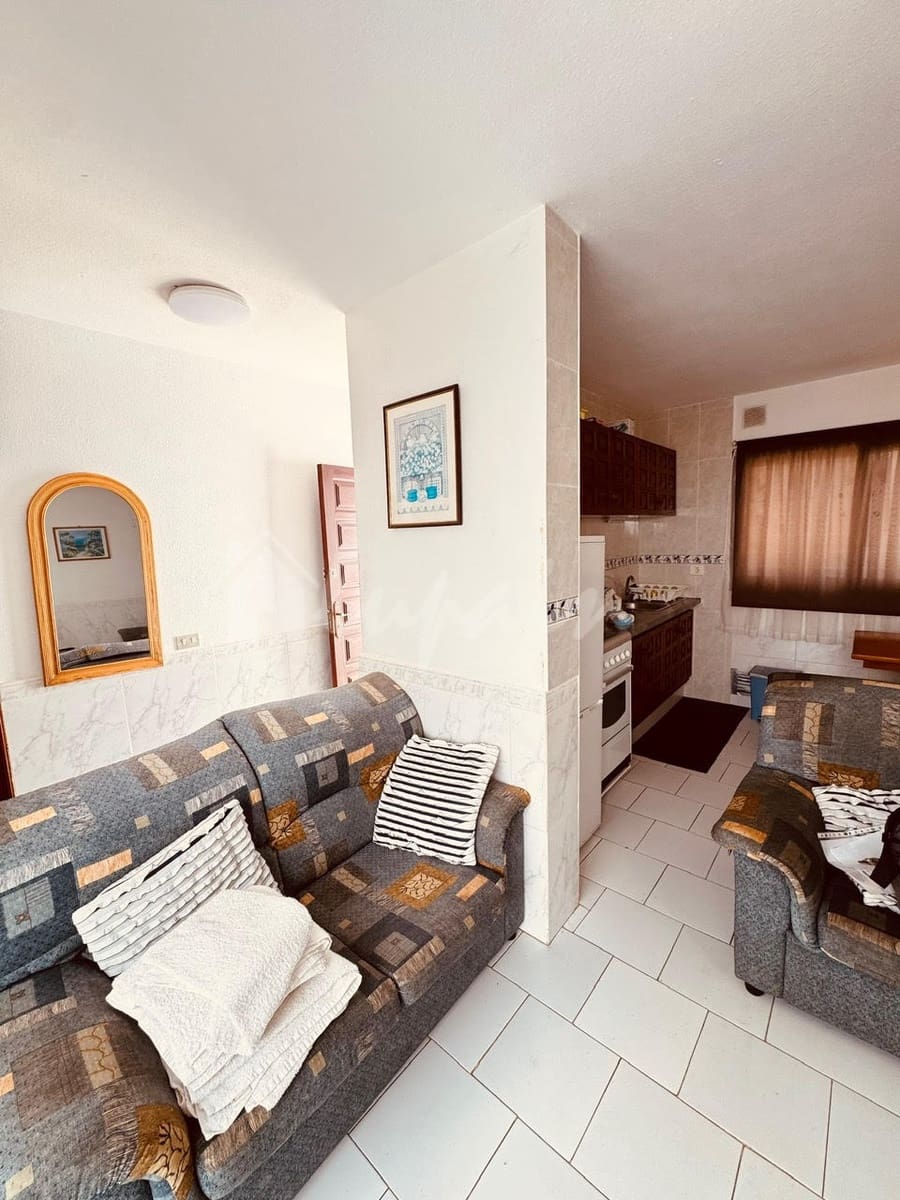 2 bedroom Bungalow for sale in Costa del Silencio with pool - € 210,000 (Ref: 9789739)