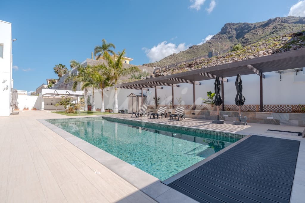 5 camera da letto Villa in vendita in Roque del Conde con piscina garage - 2.100.000 € (Rif: 9793585)