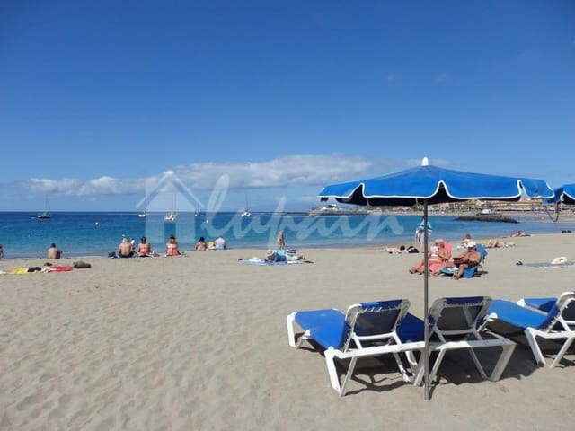 2 soverom Leilighet til salgs i Los Cristianos, Arona med svømmebasseng - € 380 000 (Ref: 9795599)