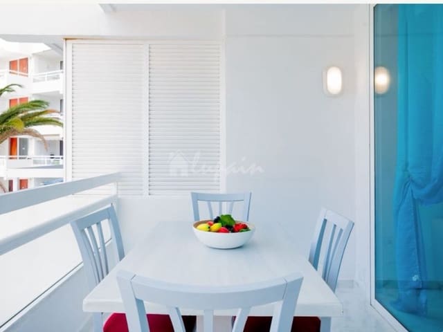 1 bedroom Apartment for sale in Playa de las Americas, Arona with pool - € 284,000 (Ref: 9802928)