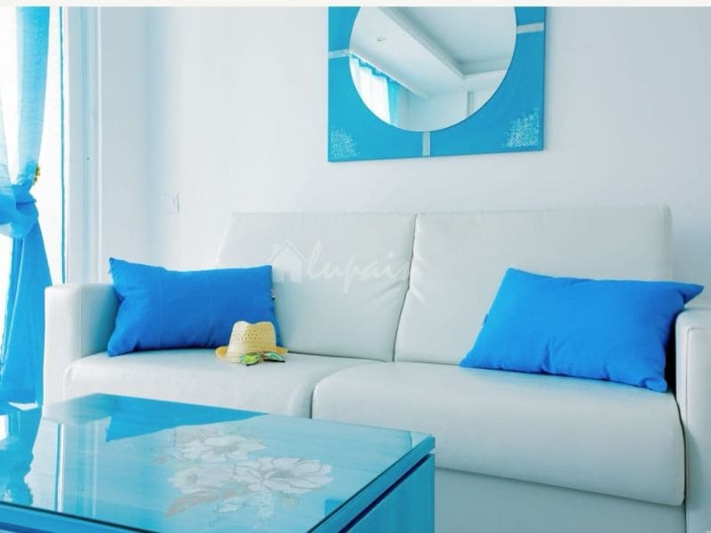 1 bedroom Apartment for sale in Playa de las Americas with pool - € 284,000 (Ref: 9802928)