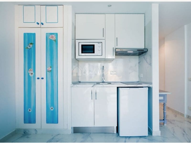 1 bedroom Apartment for sale in Playa de las Americas with pool - € 284,000 (Ref: 9802928)