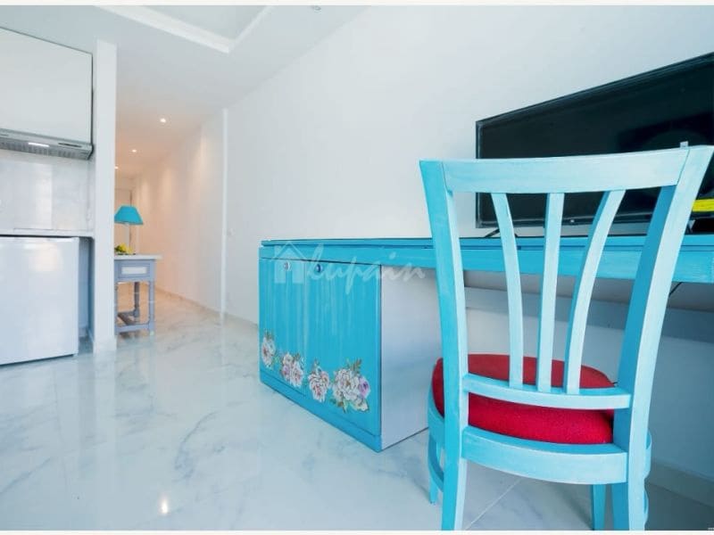 1 bedroom Apartment for sale in Playa de las Americas with pool - € 284,000 (Ref: 9802928)