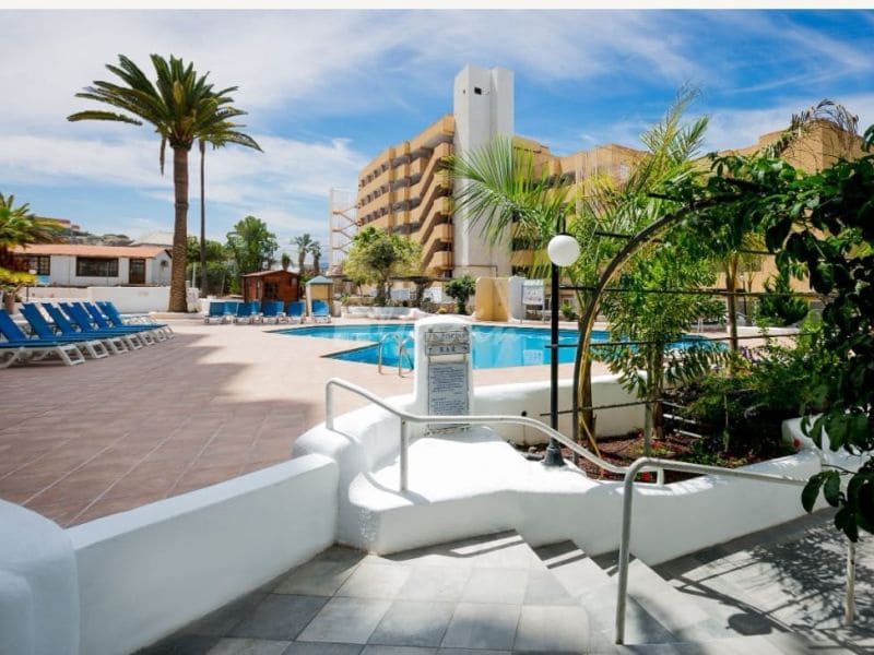 1 bedroom Apartment for sale in Playa de las Americas with pool - € 284,000 (Ref: 9802928)