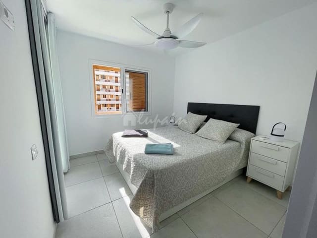 2 camera da letto Appartamento sulla Spiaggia in vendita in Los Cristianos, Arona con piscina - 445.000 € (Rif: 9802929)