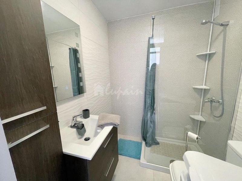 2 camera da letto Appartamento sulla Spiaggia in vendita in Los Cristianos con piscina - 445.000 € (Rif: 9802929)