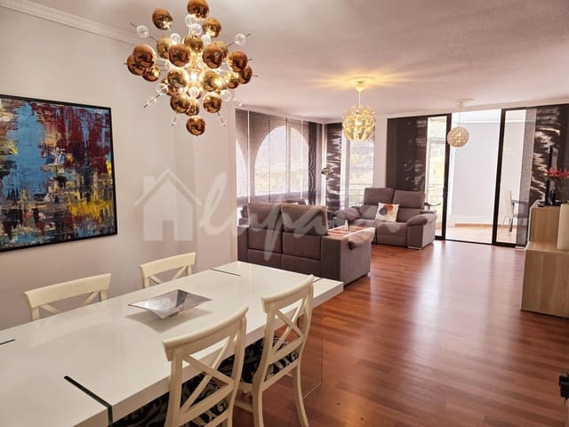 4 soverom Villa til salgs i San Eugenio, Adeje med svømmebasseng garasje - € 625 000 (Ref: 9802930)