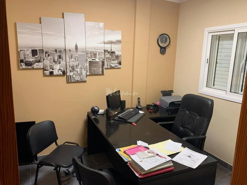 7 sovrum Finca/Hus på landet till salu i El Roque med pool garage - 1 300 000 € (Ref: 9802931)