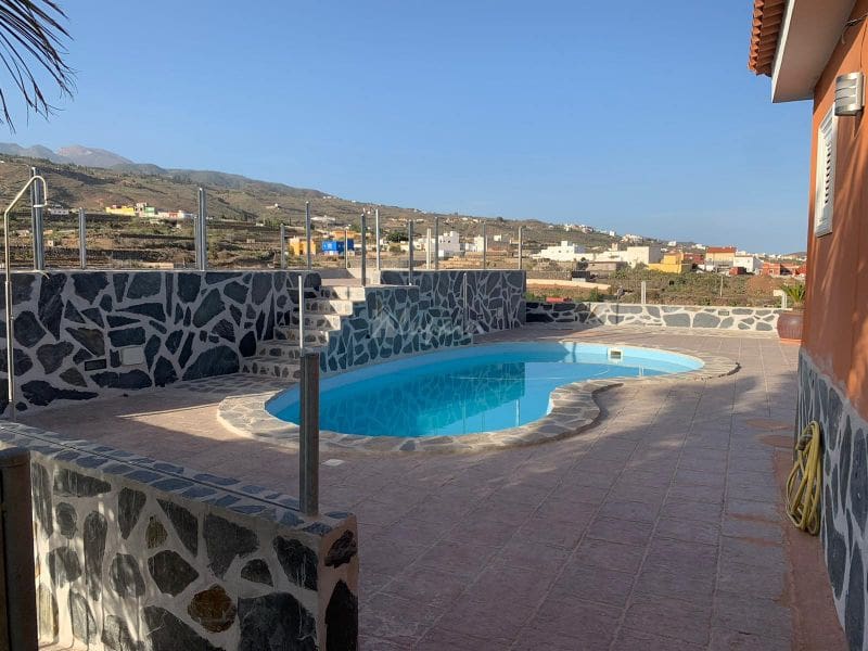 7 sovrum Finca/Hus på landet till salu i El Roque med pool garage - 1 300 000 € (Ref: 9802931)