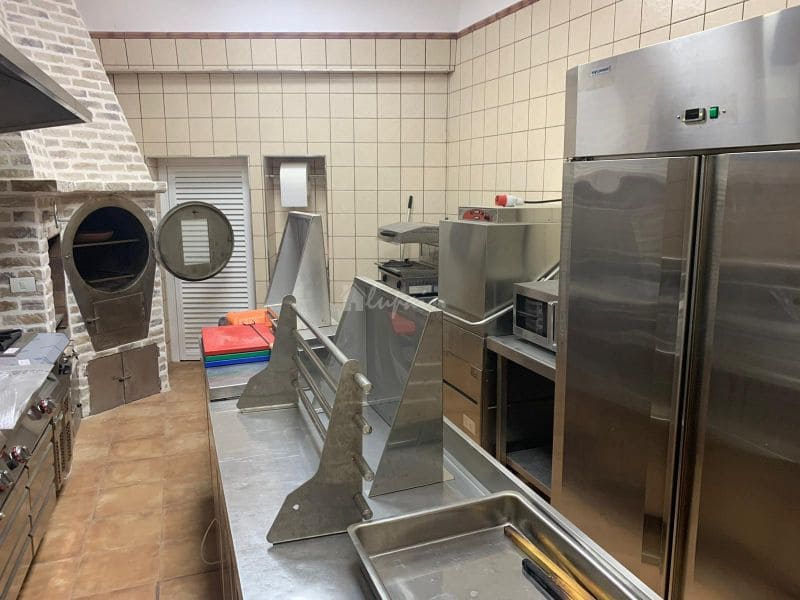 7 sovrum Finca/Hus på landet till salu i El Roque med pool garage - 1 300 000 € (Ref: 9802931)