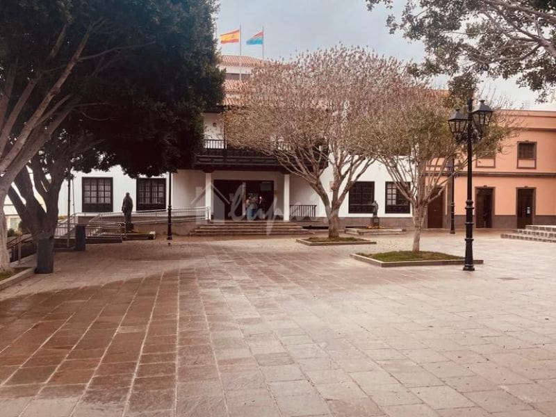 Landgrundstück zu verkaufen in Arona - 110.000 € (Ref: 9802932)